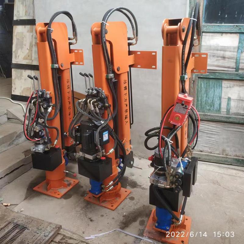 盐埕区重汽蓝牌随车吊 3.2吨 国六动力强 液压驱动 农用自卸起重机